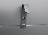 Zweilochhaken f�r Netzbefestigung