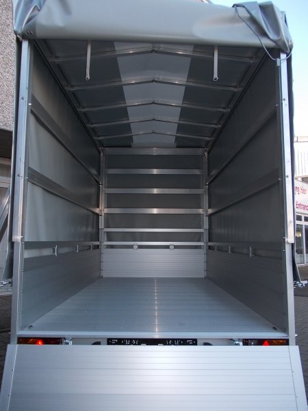 Alutrail 26 T 31.16, 2600kg zGG, Ladema�e 310x155x190 cm mit Hochplane in silber