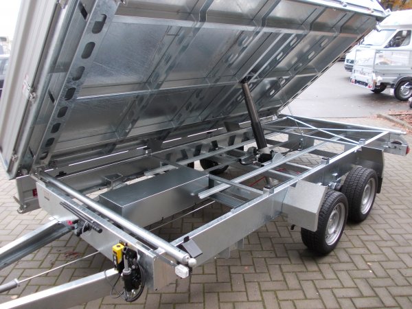 Humbaur HTK 3500.41 Dreiseitenkipper mit Alubordwnden, E- & Handpumpe