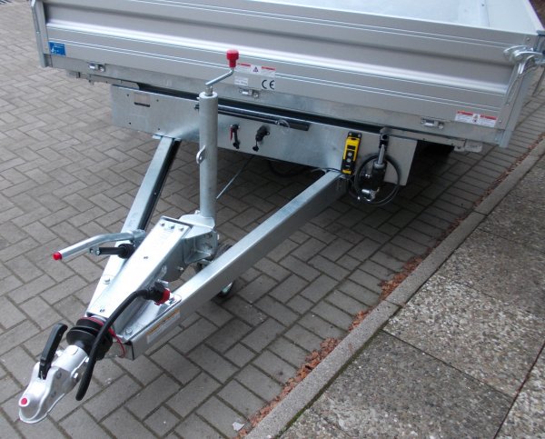 Humbaur HTK 3500.41 Tridem Dreiseitenkipper mit Alubordwnden, E- & Handpumpe