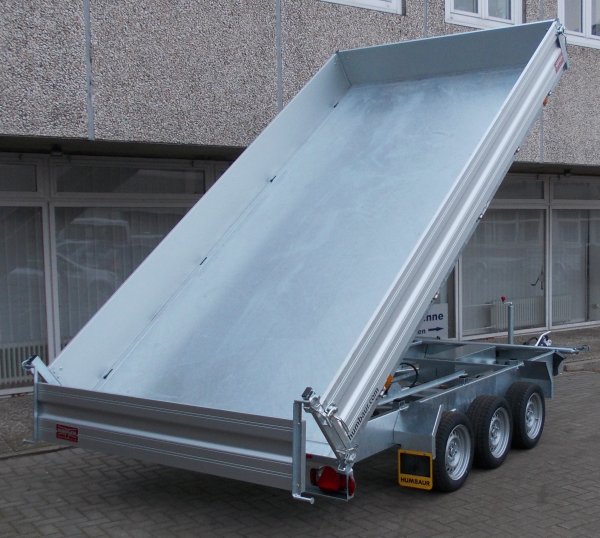 Humbaur HTK 3500.41 Tridem Dreiseitenkipper mit Alubordwnden, E- & Handpumpe
