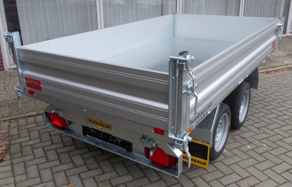 Humbaur HTK 2700.27 Dreiseitenkipper mit Alubordwnden und Handpumpe, Einmaliger Abverkaufspreis