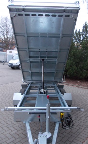 Humbaur HTK 3500.37 Dreiseitenkipper mit Alubordwnden, E- & Handpumpe