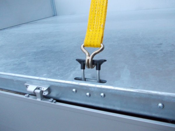 Humbaur HTK 3500.37 Dreiseitenkipper mit Alubordwnden, E- & Handpumpe