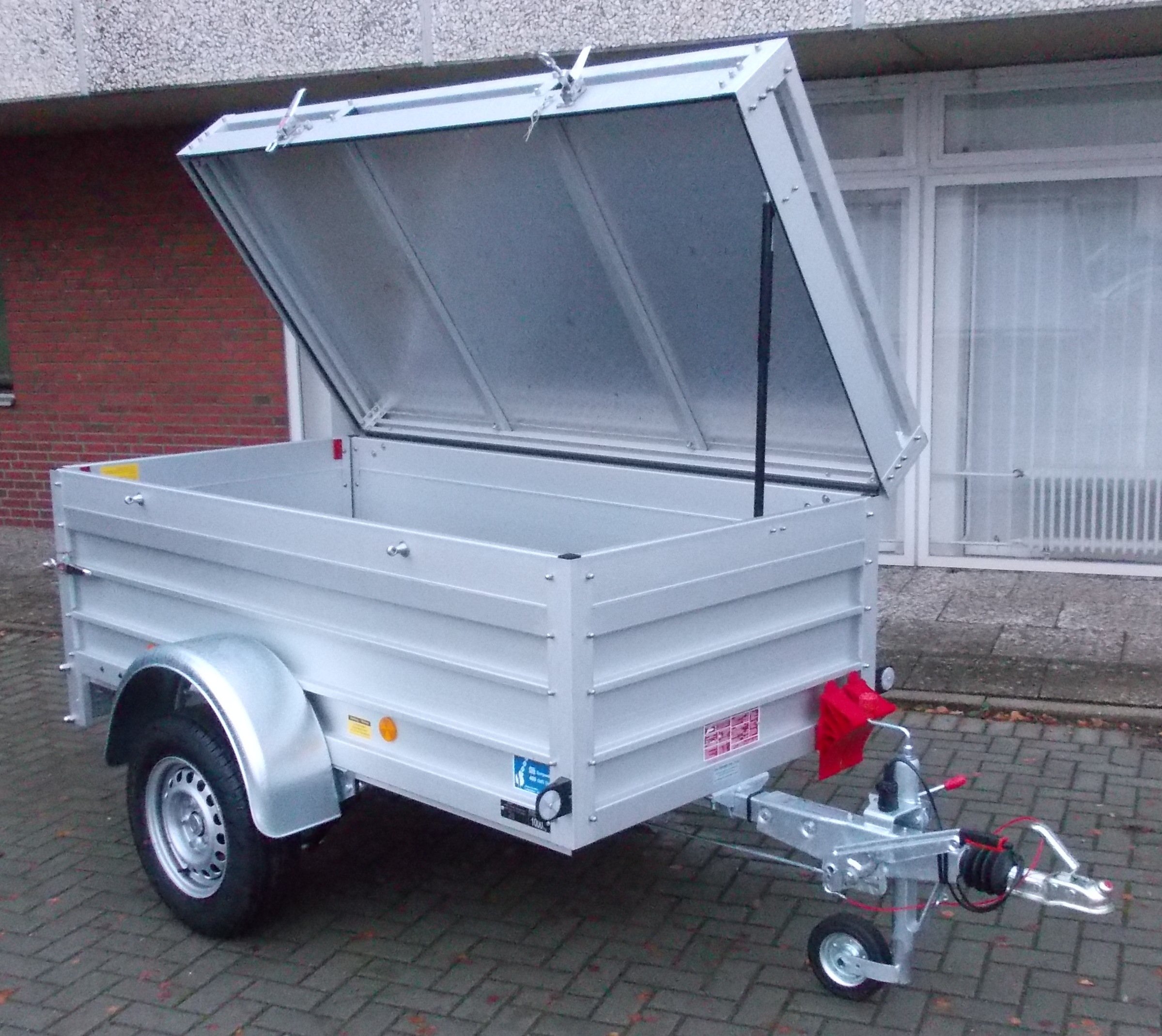 Koch B1000 mit Bordwanderhöhung und Deckel als Seitenöffner / PKW