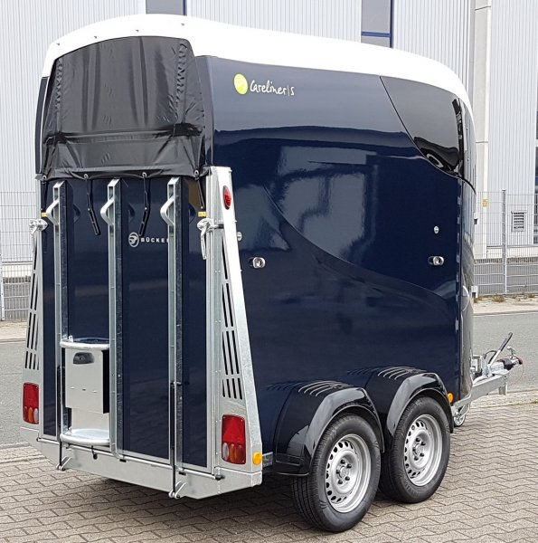 Careliner S ocean/cream mit Panoramadach und Sattelkammer