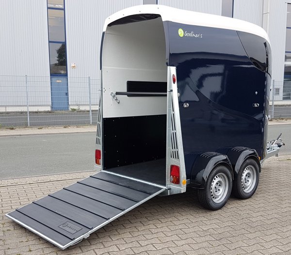 Careliner S ocean/cream mit Panoramadach und Sattelkammer