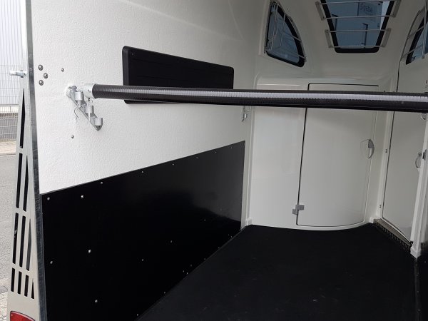 Careliner S ocean/cream mit Panoramadach und Sattelkammer