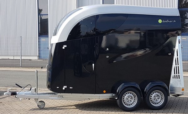 Careliner M night/silber mit Panoramascheibe, Netzlift, 3. Bremsleuchte und 2. Innenleuchte LED