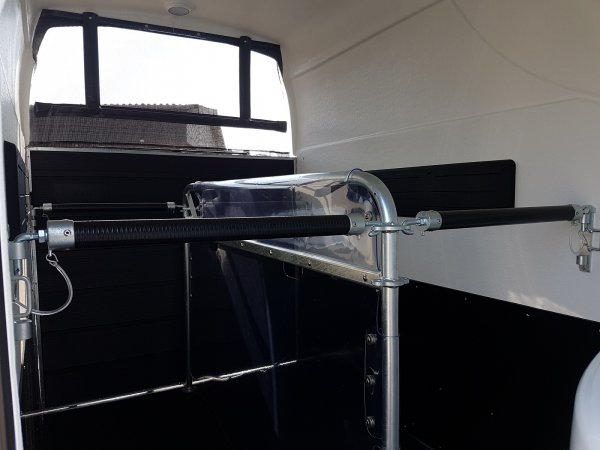 Careliner M white/white mit Panoramascheibe, Netzlift, 3. Bremsleuchte und 2. Innenleuchte LED