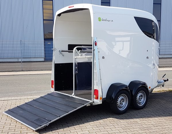 Careliner M white/white mit Panoramascheibe, Netzlift, 3. Bremsleuchte und 2. Innenleuchte LED