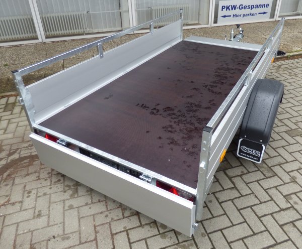 Saris MP 255 133 750 1 mit Bugklappe Alubordwnde, 750KG zGG, 255x133x43cm