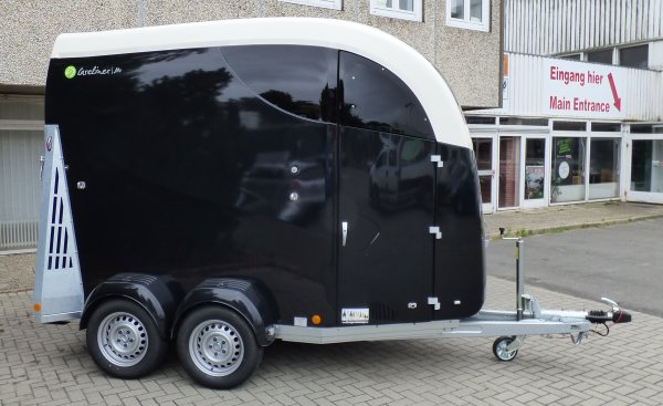Careliner M night/cream mit Panoramadach und Netzrollo