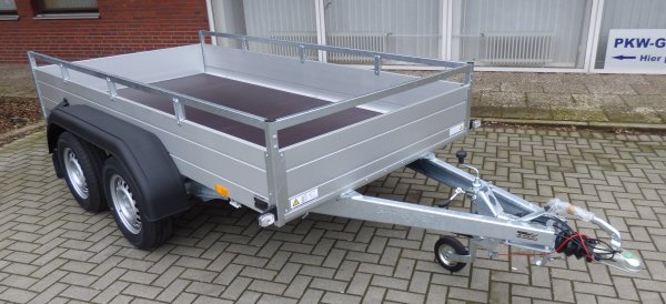 Saris McAlu PRO MP 305 153 2000 2  mit Alurampen in Schubladen unter der Ladeflche