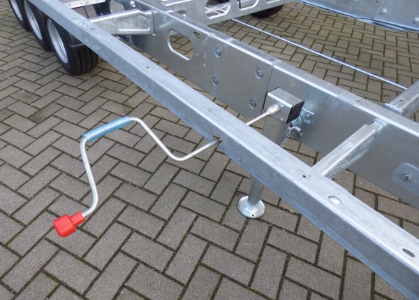 Tiny-Trail, Tridem-berlader, 3500kg GG, Plattformmae 720x250cm, Typ TH72.25