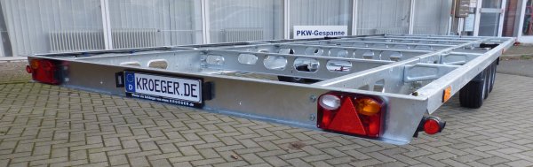 Tiny-Trail, Tridem-berlader, 3500kg GG, Plattformmae 720x250cm, Typ TH72.25