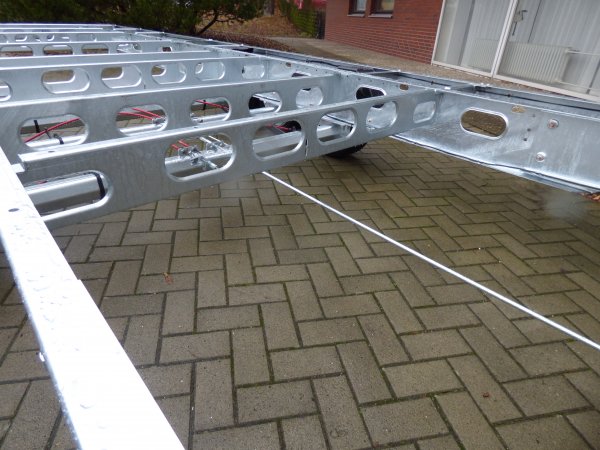 Tiny-Trail, Tridem-berlader, 3500kg GG, Plattformmae 780x250cm, Typ TH78.25