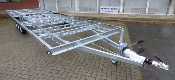 Tiny-Trail, Tridem-berlader, 3500kg GG, Plattformmae 780x250cm, Typ TH78.25