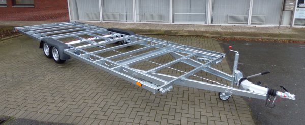 Tiny-Trail, 3500kg GG, Plattformmae 720x250cm, Tieflader Typ TT72.25