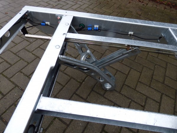 Tiny-Trail, 3500kg GG, Plattformmae 720x250cm, Tieflader Typ TT72.25