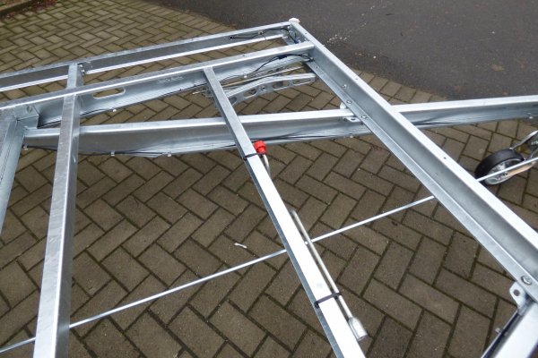 Tiny-Trail, 3500kg GG, Plattformmae 660x250cm, Tieflader Typ TT66.25