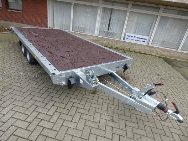 Martz GT Plateau 400/2 S mit Holzboden, 2700KG zGG, 410x216cm, mit Winde und Rampen