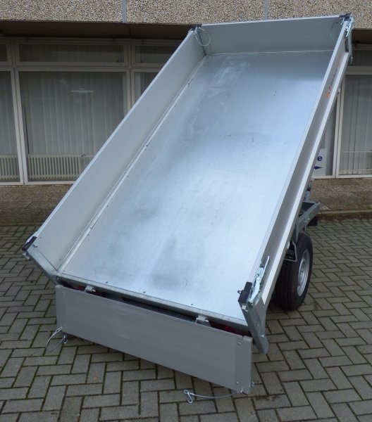 Saris Heckkipper mit Handpumpe 1500kg zGG Typ K1 276 150 1500, mit Gitteraufsatz 60cm