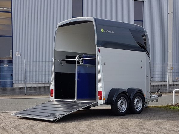 Careliner ALU Dach und Bug in grey, mit Panoramadach und Bruststangenzusatzpolster