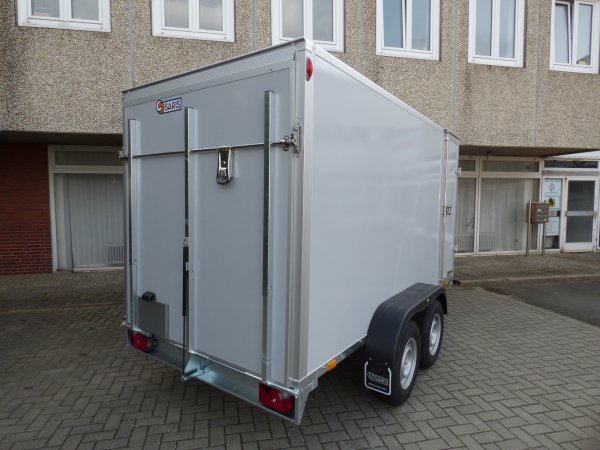 Saris GO 356 169 180 2700 2, Kofferanhnger hellgrau, 2700KG zGG, 356x169x180cm, hinten mit Beladerampe, zustzlich mit Seitentr