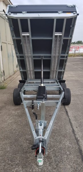 Saris Tandem-Heckkipper K1 306 184 2700 2 mit E-Pumpe, Rampen in Schubladen, Black-Edition, 2,7t zGG, 306x184x30cm