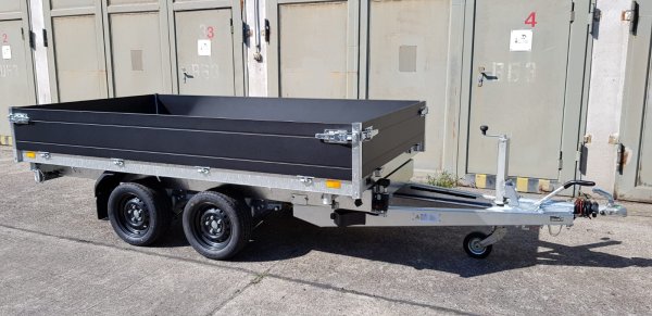 Saris Tandem-Dreiseitenkipper K3 356 184 2700 2 mit E- und Nothandpumpe, Rampen in Schubladen, Black-Edition, 2,7t zGG, 306x184x35cm