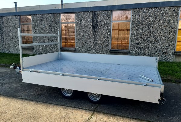 Henra KP353518 parabolic Dreiseitenkipper mit E-pumpe, Blattfederachsen, 3500kg zGG, 351x185x30cm, Rampenschchten