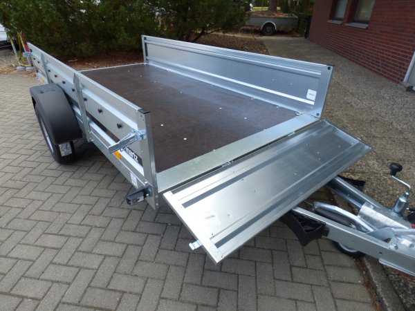 Martz Premium+ 296 mit Bugklappe, 1300KG zGG, 296x150x41cm