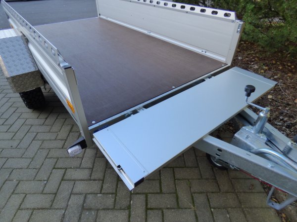 Humbaur HA 132513 OFFROAD mit Bugklappe und Reling, 1300KG zGG, 251x131x40cm,  Einmaliger Abverkaufspreis