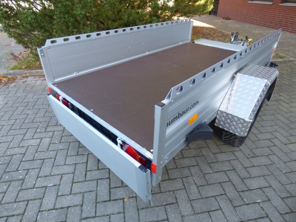 Humbaur HA 132513 OFFROAD mit Bugklappe und Reling, 1300KG zGG, 251x131x40cm,  Einmaliger Abverkaufspreis