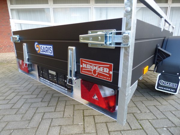 Saris MP 255 133 1350 1 McAlu Pro, Black Edition, 1350KG zGG, 255x133x43cm
