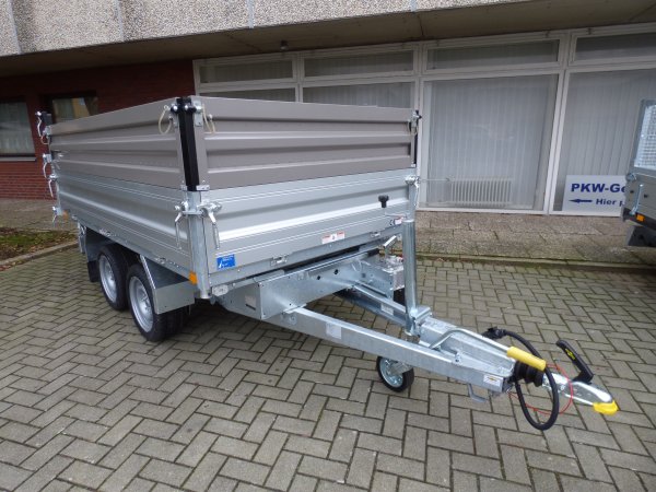 Humbaur HTK 2700.27 Dreiseitenkipper mit Alubordwnden, Stahl-Aufsatzbordwnde und Handpumpe