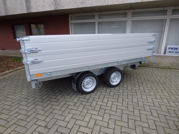 Saris Tandem-Dreiseitenkipper K3 306 184 3500 2 E mit E-Pumpe und Aufsatzbordwnden, 3,5t zGG, 306x184x60cm