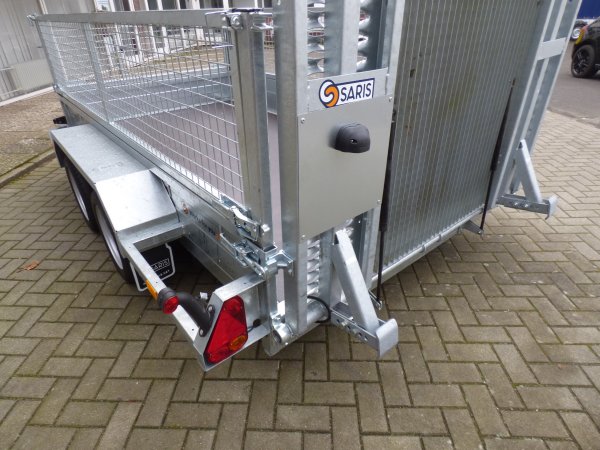 SARIS Magnum Explorer 3000 mit durchgehender Rampe und Gitteraufsatz, 3000KG zGG, 306x168x90cm