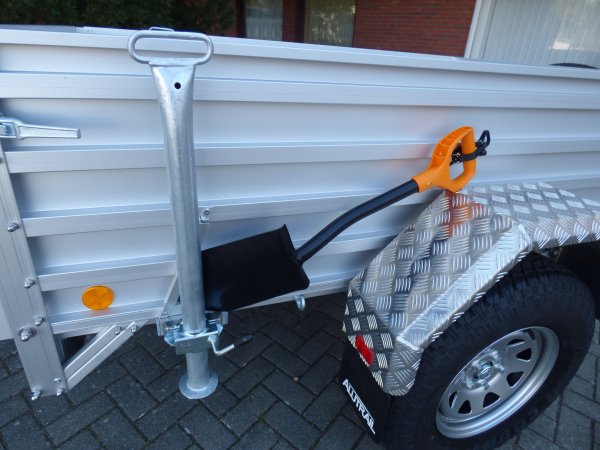 Alutrail Offroad 1,4t zGG, Lademae: 215x135x54m, mit Extras wie Fin1856