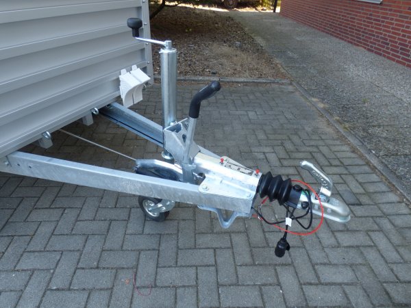 Alutrail Offroad 1,4t zGG, Lademae: 215x135x54m, mit Extras wie Fin1855