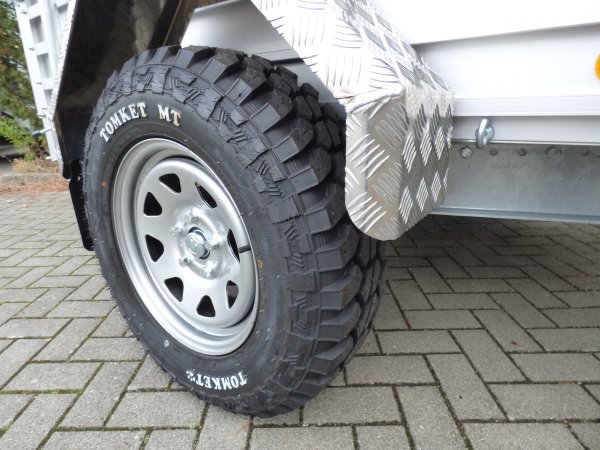 Alutrail Offroad 1,4t zGG, Lademae: 215x135x69m, mit Deckel und 3 Fahrradtrger