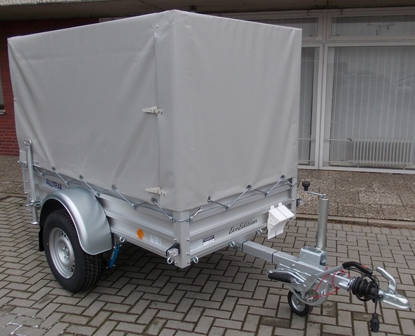 Alutrail 12B22.12 Eco-Edition mit Hochplane 135cm Innenhöhe, Tempo 100 und 2 Heckstützen