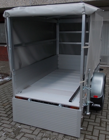 Alutrail 12B22.12 Eco-Edition mit Hochplane 135cm Innenhöhe, Tempo 100 und 2 Heckstützen