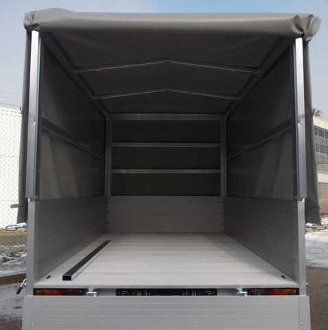 Alutrail 12B24.14 Eco-Edition mit Hochplane 135cm Innenhöhe, Tempo 100 und 2 Heckstützen