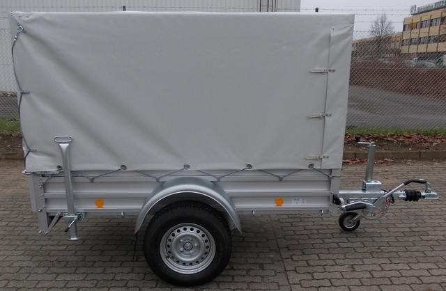 Alutrail 12 BL 22.12 mit Hochplane 130cm Innenhöhe und 2 Heckstützen