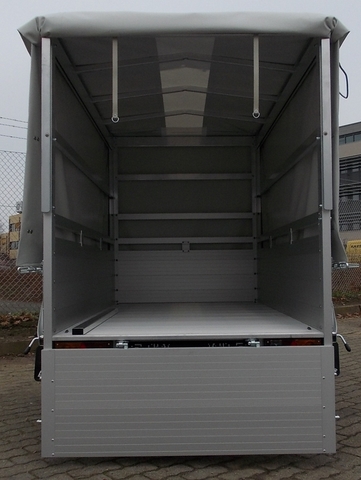 Alutrail 12 BL 22.12 mit Hochplane 130cm Innenhöhe und 2 Heckstützen