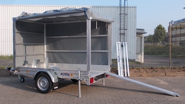 Alutrail 12 Z 26.16 mit 2 speziellen Vorderradhaltern, Hochplane 1700mm Ladehöhe und 2 Heckstützen