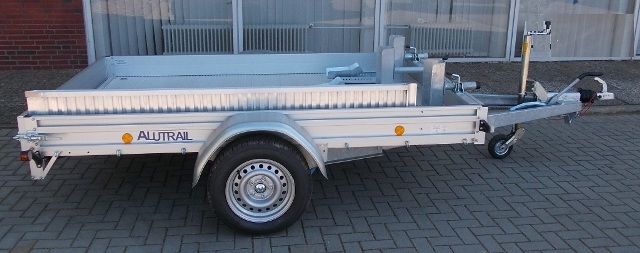 Alutrail 12 Z 26.18 mit drei speziellen Vorderradwippen und Alurampe 200x30cm