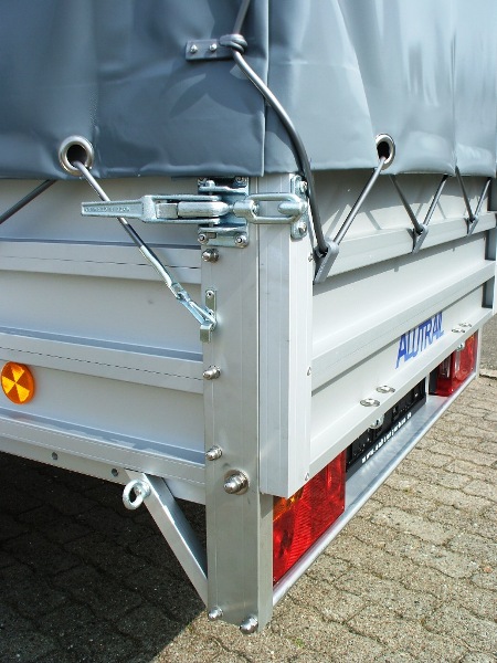 Alutrail 75 U 22.12 mit Hochplane 130cm Innenhöhe